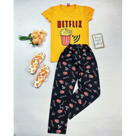 Pijama dama ieftina primavara-vara cu tricou galben si pantaloni lungi negri cu imprimeu NX Wifi